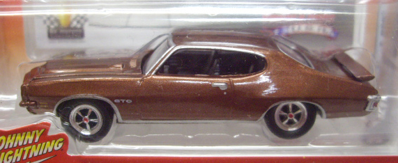 画像: 2016 JOHNNY LIGHTNING - MUSCLE CARS USA S1 【1971 PONTIAC GTO】 MET.BROWN/RR　