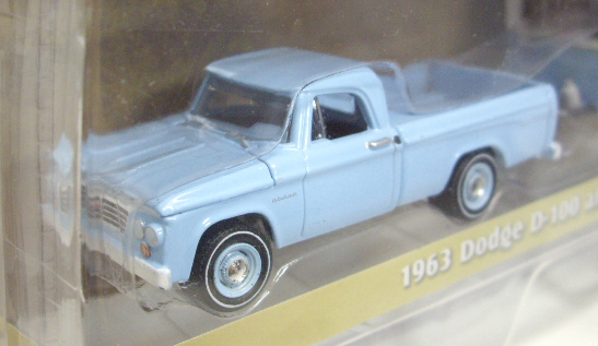 画像: 2016 GREENLIGHT - HITCH & TOW S6 【1963 DODGE D-100 AND SHASTA AIRFLYTE】 LT.BLUE/WHITE/RR