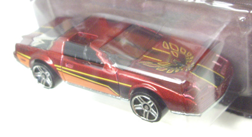 画像: 2016 WALMART EXCLUSIVE - HW GARAGE 【80's PONTIAC FIREBIRD】 MET.RED/PR5 (予約不可）