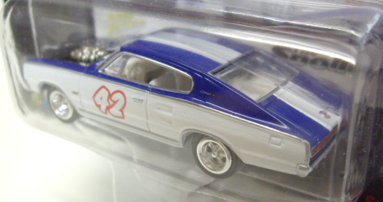 画像: 2016 JOHNNY LIGHTNING - STREET FREAKS S2 【1966 DODGE CHARGER】 WHITE-BLUE (THE SPOILERS)