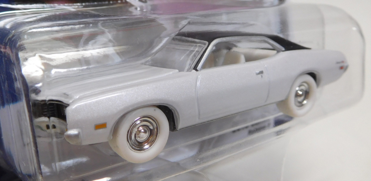 画像: 2016 JOHNNY LIGHTNING - MUSCLE CARS USA S2 【1977 MERCURY MONTEGO】 WHITE/RR (WHITE LIGHTNING）