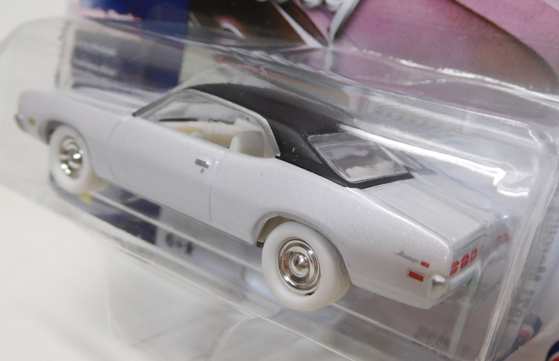 画像: 2016 JOHNNY LIGHTNING - MUSCLE CARS USA S2 【1977 MERCURY MONTEGO】 WHITE/RR (WHITE LIGHTNING）