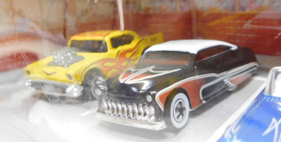 画像: 2000 TARGET EXCLUSIVE DEIVE-IN【HOT NIGHTS 4CAR SET】 '57 CHEVY/PURPLE PASSION/1959 CADILLAC ELRORADO/1959 IMPALA LOWRIDER