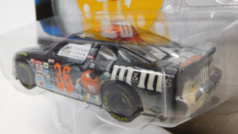 画像: 2001 HOT WHEELS RACING "PIT BOARD"【#36 TEAM M&M'S PONTIAC GRAND PRIX】 BLACK/RR