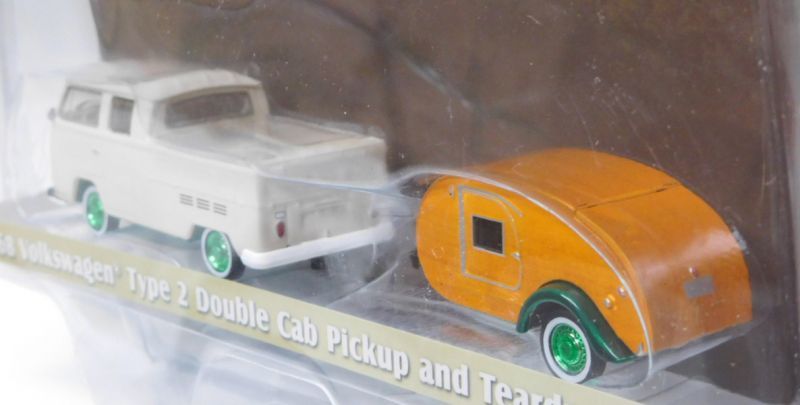 画像: 2017 GREENLIGHT - HITCH & TOW S10 【1968 VOLKSWAGEN TYPE 2 DOUBLE CAB PICKUP AND TEARDROP TRAILER】 CREAM-ORANGE/RR (GREEN MACHINE)