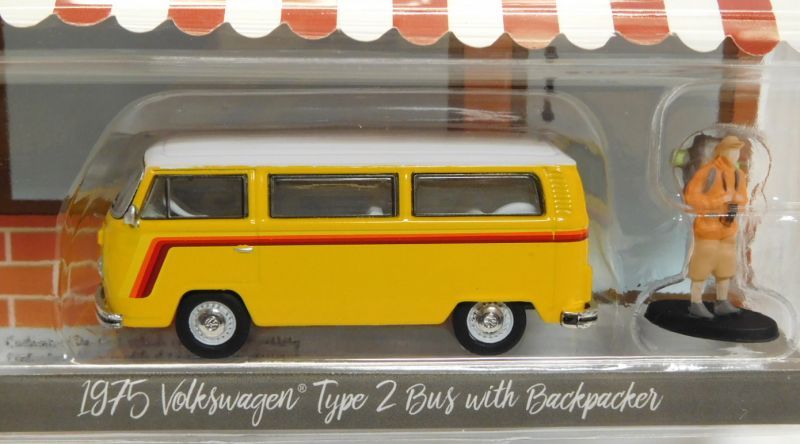 画像: 2017 GREENLIGHT THE HOBBY SHOP S1 【1975 VOLKSWAGEN TYPE 2 BUS WITH BACKPACKER】 YELLOW/RR