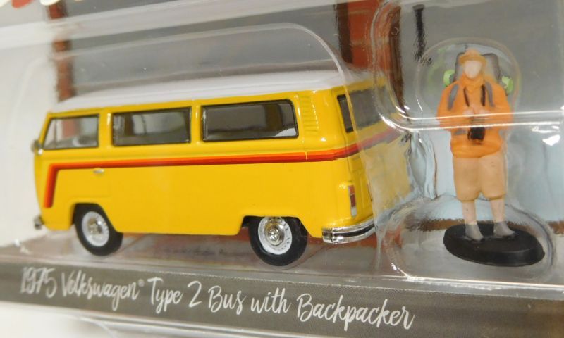 画像: 2017 GREENLIGHT THE HOBBY SHOP S1 【1975 VOLKSWAGEN TYPE 2 BUS WITH BACKPACKER】 YELLOW/RR