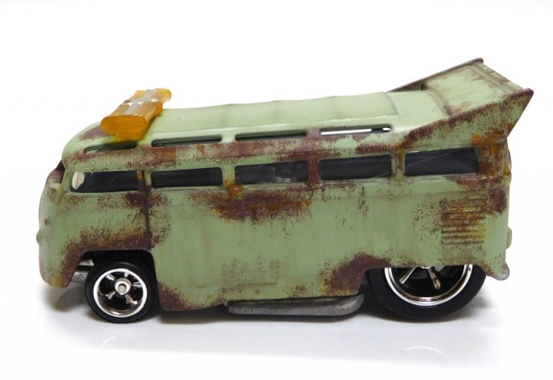 画像: ONE WORLD CUSTOM GARAGE 【VOLKSWAGEN T1 DRAG BUS (カスタム完成品）】 サビ-PALE GREEN/RR （送料サービス適用外） 