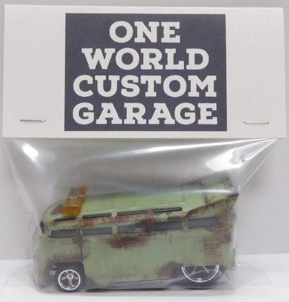 画像: ONE WORLD CUSTOM GARAGE 【VOLKSWAGEN T1 DRAG BUS (カスタム完成品）】 サビ-PALE GREEN/RR （送料サービス適用外） 