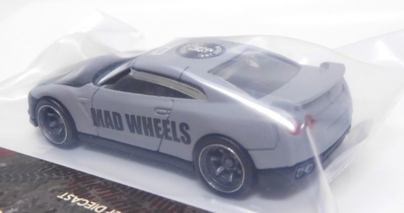 画像: MAD WHEELS (マッドホイール） 【2009 NISSAN GT-R (ホワイトメタル・ホイール）(カスタム完成品）】FLAT LT.GRAY/RR （送料サービス適用外） 