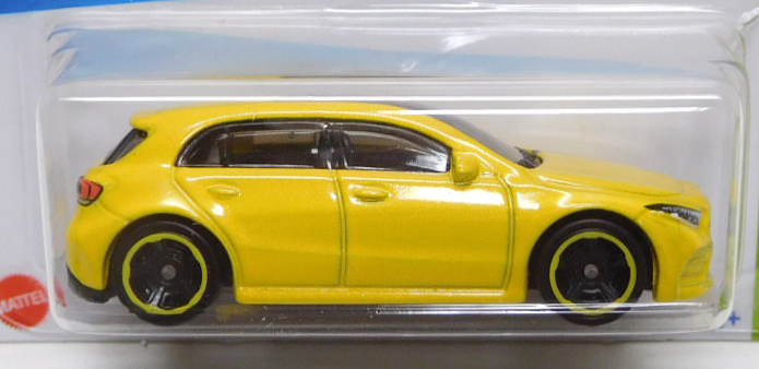 画像: 【'19 MERCEDES-BENZ A-CLASS】YELLOW/MC5