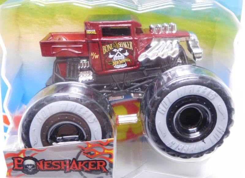 画像: 2022 HW MONSTER TRUCKS!  DUO【BONE SHAKER】 DK.RED (includes HOT WHEELS CAR)(予約不可）