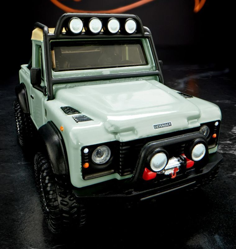 画像: 2023 RLC EXCLUSIVE "ELITE 64" 【LAND ROVER DEFENDER 90 PICKUP】PALE GREEN/RR