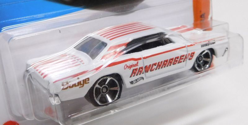 画像: 【'68 DODGE DART】WHITE/MC5 (RAMCHARGERS)