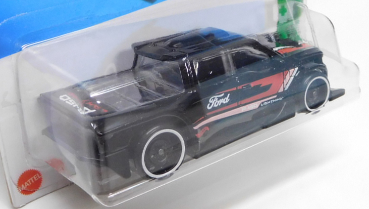 画像: 【FORD F-150 LIGHTNING CUSTOM】BLACK/DD8