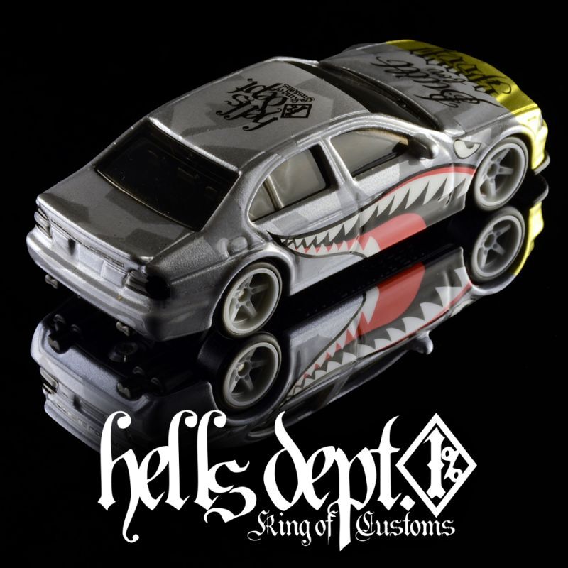 画像: HELLS DEPT 2024 - DOUBLE LOSER[S] 【Sharkmouth BMW M5 (カスタム完成品）】SILVER/RR （送料サービス適用外）