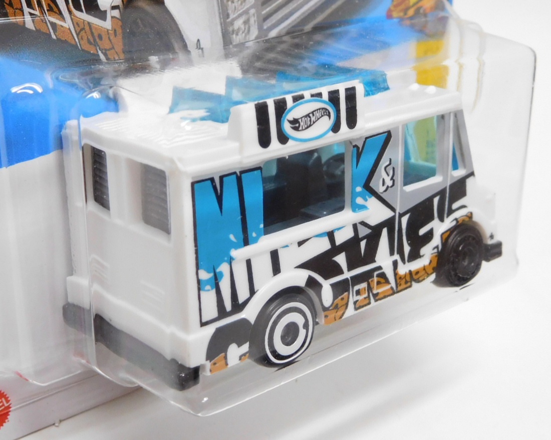 画像: 【QUICK BITE (ICE CREAM TRUCK)】WHITE/DD