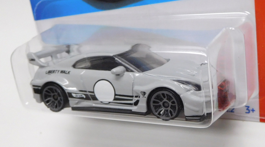 画像: 【LB-SHILHOUETTE WORKS GT NISSAN 35GT-RR VER.2】LT.GRAY/J5