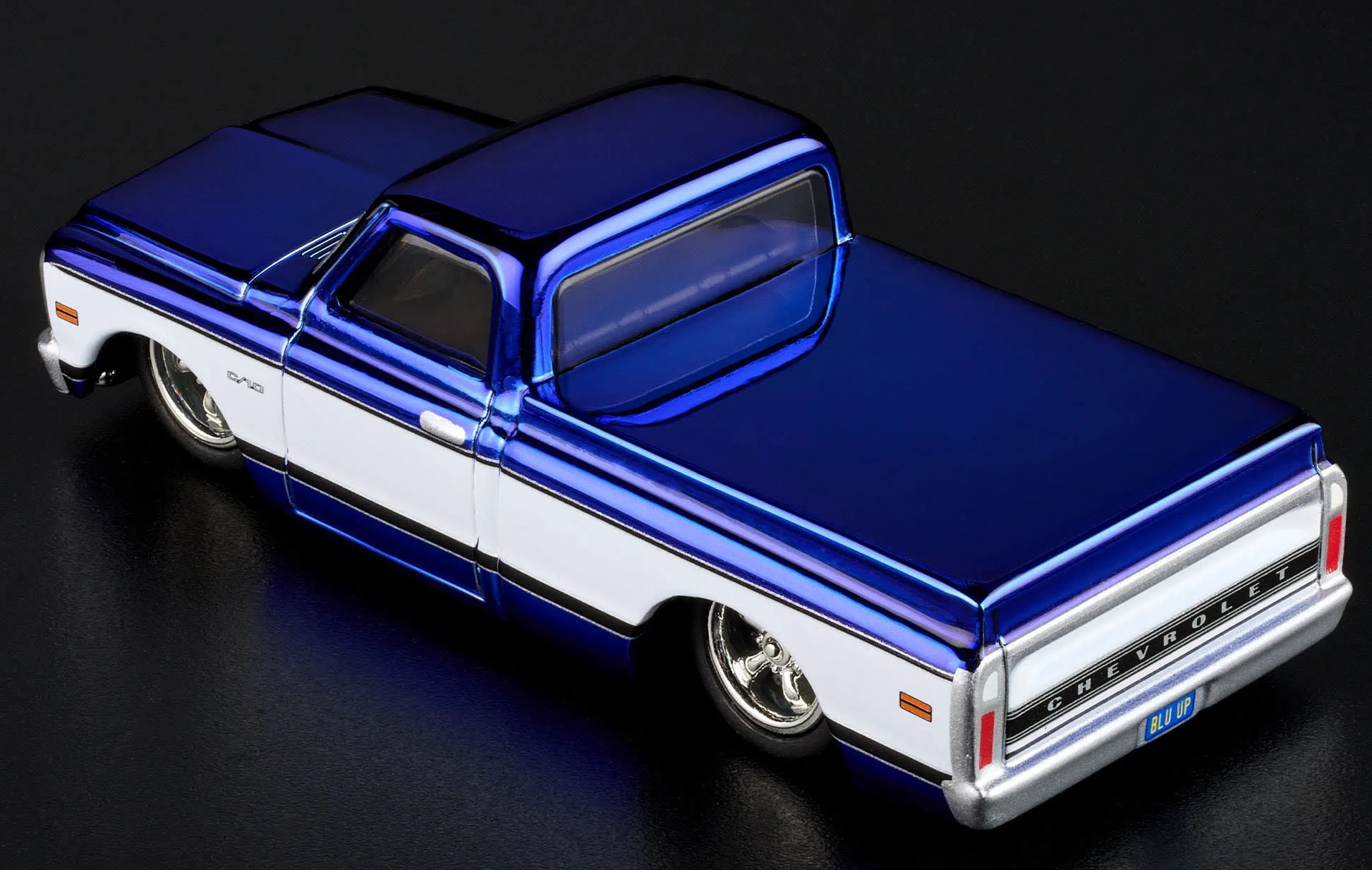 画像: 2024 RLC EXCLUSIVE【1969 CHEVROLET C-10 (車高ギミック)】SPEC.NAVY BLUE/RR（予約不可）