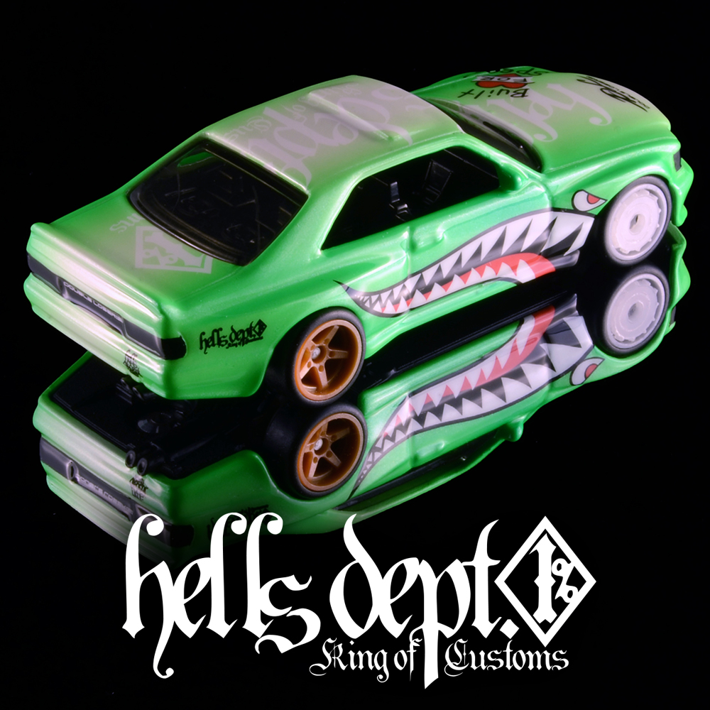 画像: HELLS DEPT 2024 - DOUBLE LOSER[S] 【Build For Speed BENZ 560SEC (カスタム完成品）】NEON GREEN-WHITE/RR （送料サービス適用外）