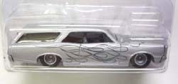 画像: LARRY'S GARAGE 【CUSTOM '66 GTO WAGON】　LIGHT GRAY/RR