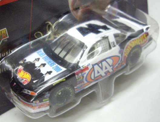 画像: 1998 HOT WHEELS PRO RACING 【KYLE PETTY #44 TEAM HOT WHEELS PONTIAC GRAND PRIX 】　WHITE/RR (BLUES BROTHERS)