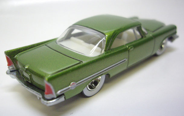 画像: LOOSE - LARRY'S GARAGE CHASE 【'57 CHRYSLER 300】　MET GREEN/RR  (セットばらし・サイン付き）