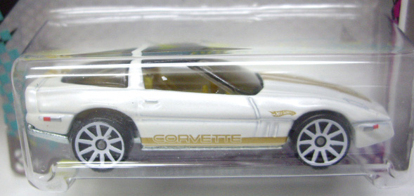 画像: 2011 WALMART EXCLUSIVE "CARS OF THE DECADES" 【'80s CORVETTE】 WHITE/10SP