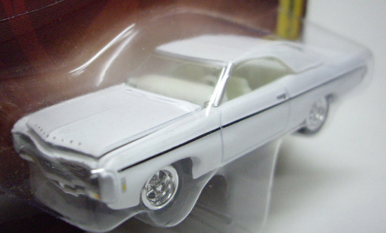 画像: FOREVER 64 R13 【1969 CHEVY IMPALA SS】 WHITE