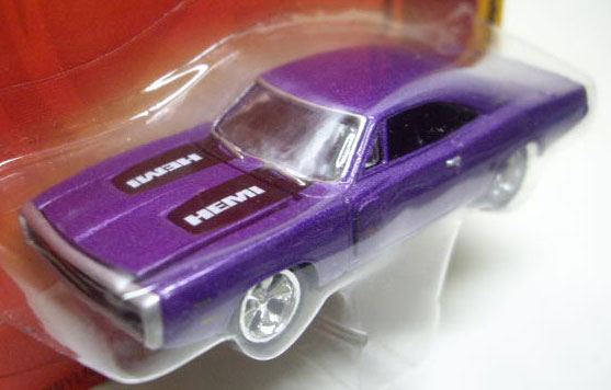 画像: FOREVER 64 R4 【1970 DODGE HEMI CHARGER R/T】　MET.PURPLE