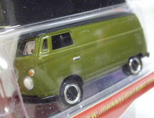 画像: LIMITED EDITION -VOLKSWAGEN R9 【'65 VOLKSWAGEN TYPE 2 VAN】　OLIVE/RR (with CAR COVER)