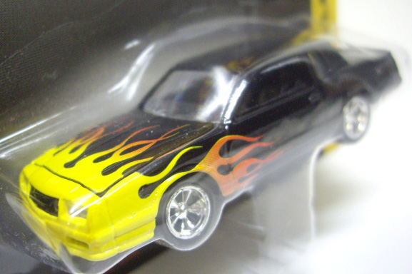 画像: FOREVER 64 R10 【1987 CHEVY MONTE CARLO SS】BLACK (with FLAMES)