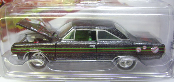 画像: LIMITED EDITION -COCA-COLA 2005 HOLIDAY AUTOMENTS  【1967 PLYMOUTH GTX HARDTOP】　MET.BLACK (with GRIPCLIP)