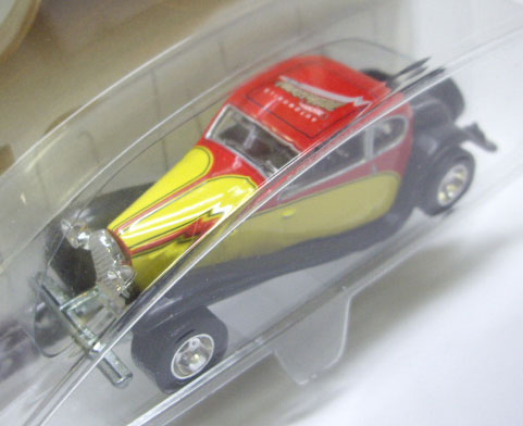 画像: 2002 WALMART EXCLUSIVE AUTO MILESTONES 【1933 BUGATTI】　RED-BLACK/RR