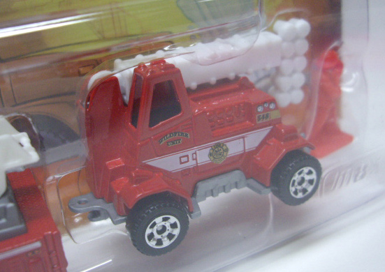 画像: 2010 HITCH'N HAUL 【FLAME TAMERS】 RED