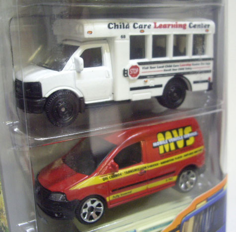 画像: 2010 MATCHBOX 5PACK - CITY ACTION No.11 【MBX Mover / MBX Street Cleaner / GMC School Bus / 2006 Volkswagen Caddy / Ice Cream Van 】