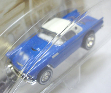 画像: 2002 WALMART EXCLUSIVE AUTO MILESTONES 【1957 T-BIRD】 MET.LIGHT BLUE/RR