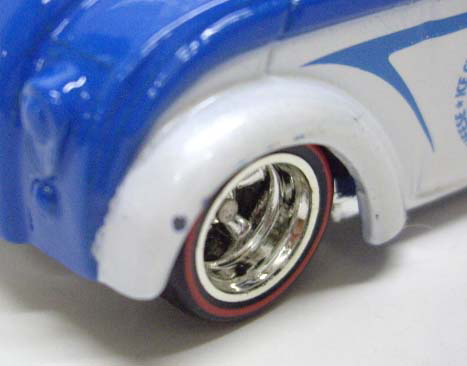 画像: LOOSE - LARRY'S GARAGE 21CAR SET 【DAIRY DELIVERY】　WHITE-BLUE/RR (CHASE)