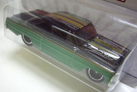 画像: PHIL'S GARAGE CHASE 【'66 CHEVY NOVA】　MET.GREEN-BLACK/RR  (サイン付き）