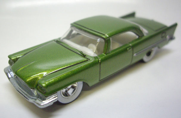 画像: LOOSE - LARRY'S GARAGE CHASE 【'57 CHRYSLER 300】　MET GREEN/RR  (セットばらし・サイン付き）