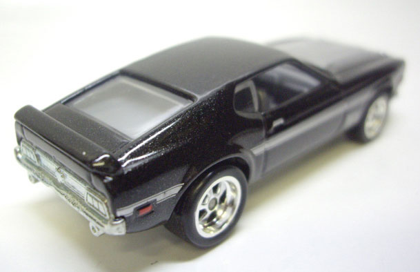 画像: LOOSE - LARRY'S GARAGE CHASE 【'71 MUSTANG MACH 1】　BLACK/RR   (セットばらし・サイン付き）