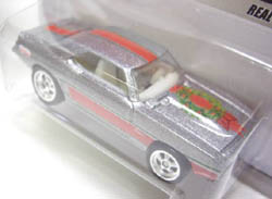 画像: 2009 LARRY'S GARAGE HOLIDAY MIX 【'69 CAMARO】　SILVER/RR