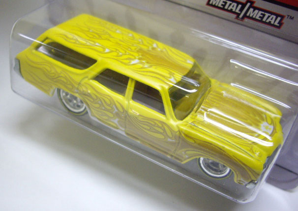 画像: WAYNE'S GARAGE CHASE 【'70 CHEVELLE SS WAGON】　YELLOW/RR  (サイン付き）