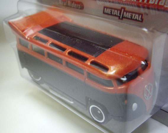 画像: PHIL'S GARAGE CHASE 【VOLKSWAGEN T1 DRAG BUS】　MET.ORANGE-BLACK/RR  (サイン付き）