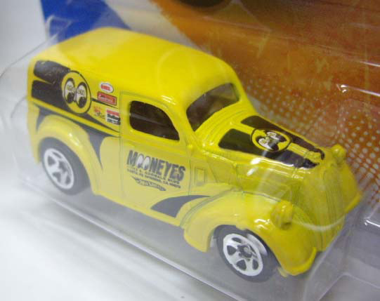 画像: 【ANGLIA PANEL TRUCK】　YELLOW/5SP (MOONEYES TAMPO)